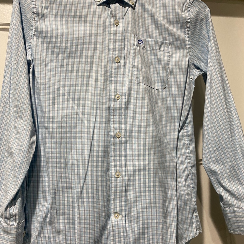 Southern Tide Boys Youth Large. Blue plaid button down in EUC.